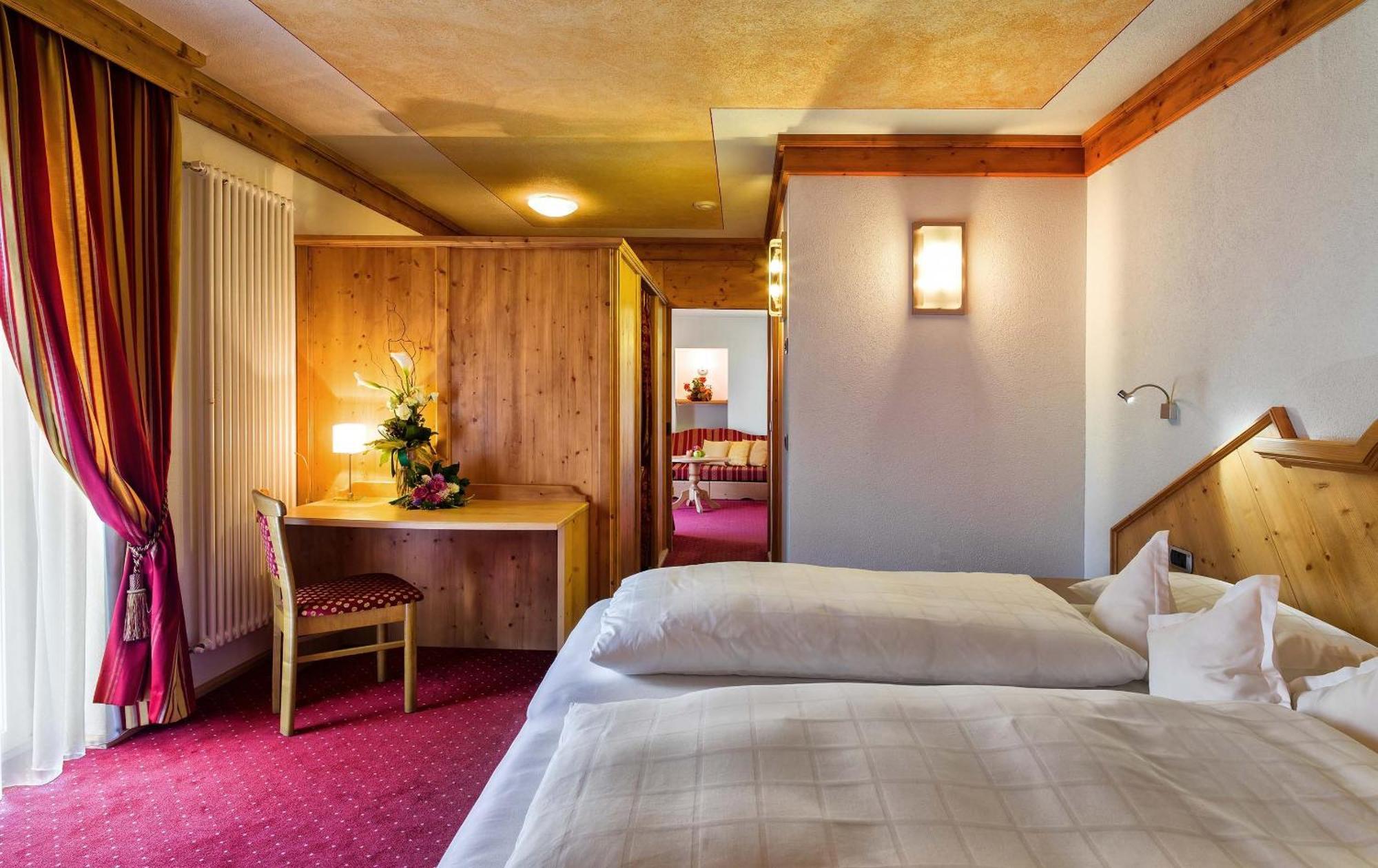 Leading Relax Hotel Maria Moena Room photo