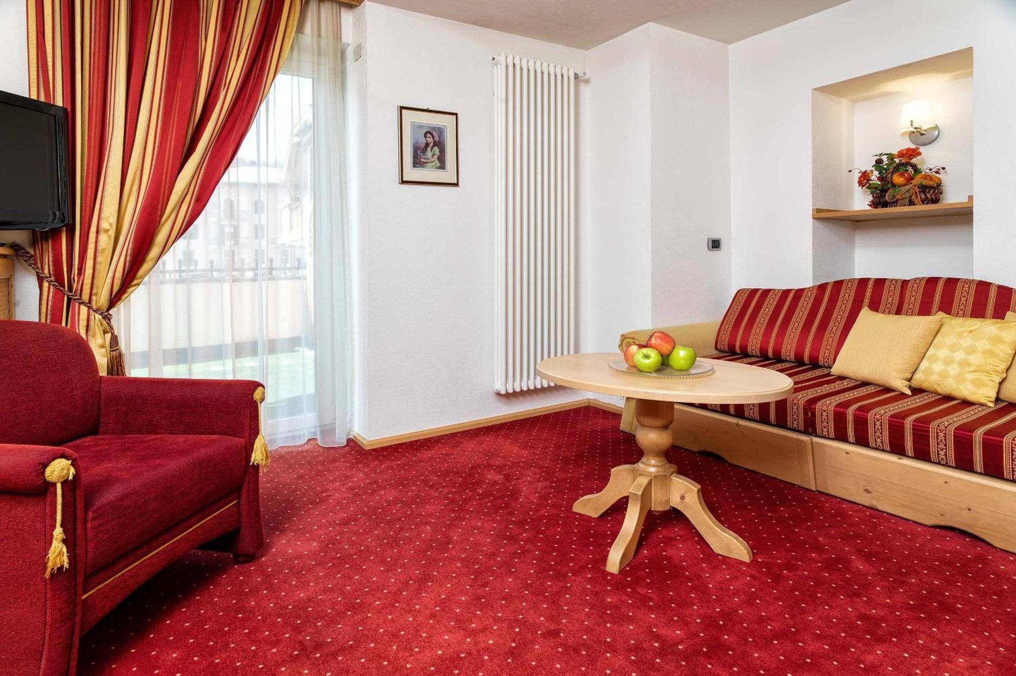 Leading Relax Hotel Maria Moena Room photo