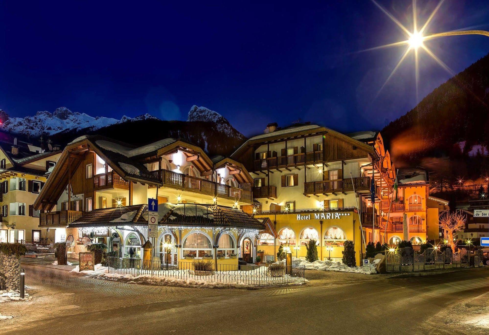 Leading Relax Hotel Maria Moena Exterior photo